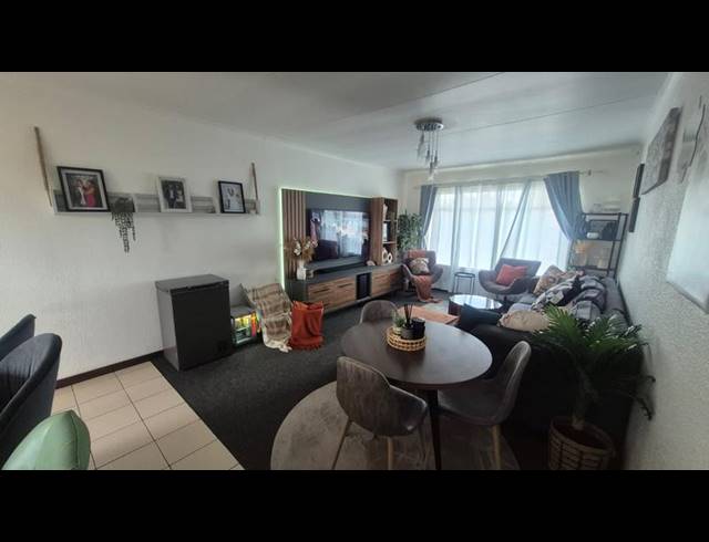 2 BEDROOM PROPERTY TO RENT IN WHITERIDGE